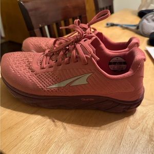 Women’s Altra Torin 4